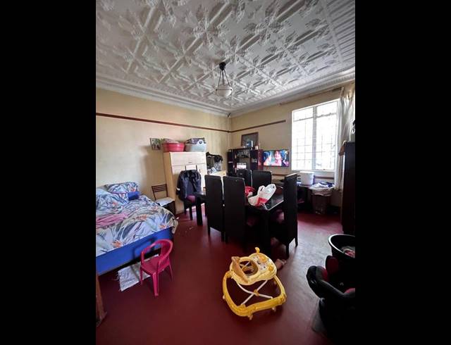 6 BEDROOM HOUSE FOR SALE IN MALVERN